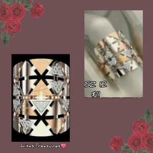 Two Tone Fashion Ring